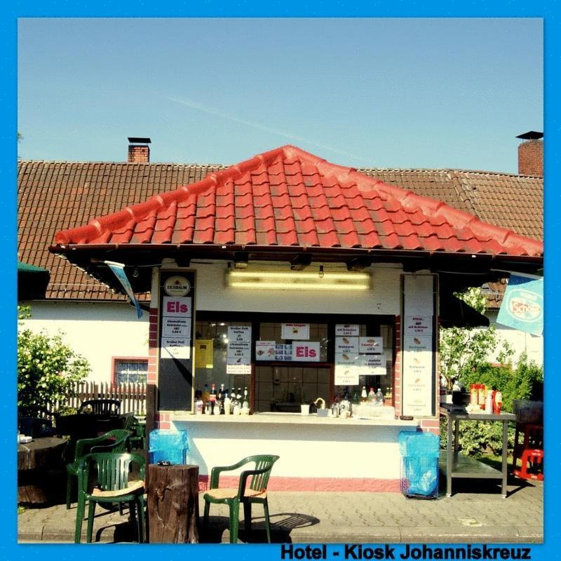 Hotel-Restaurant Johanniskreuz Trippstadt Bagian luar foto