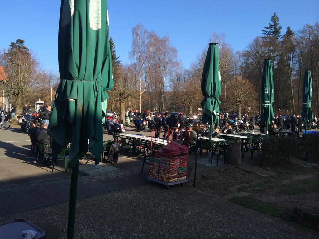 Hotel-Restaurant Johanniskreuz Trippstadt Bagian luar foto