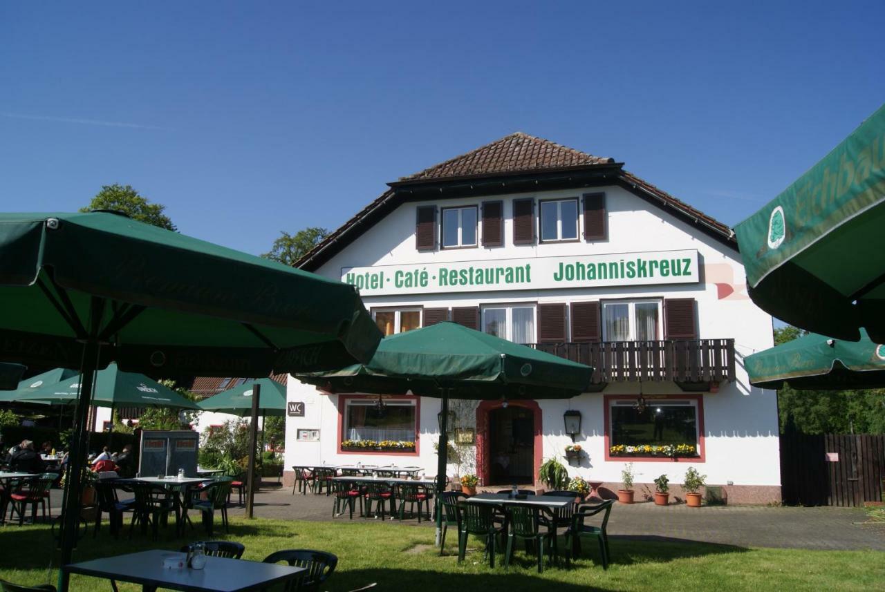 Hotel-Restaurant Johanniskreuz Trippstadt Bagian luar foto