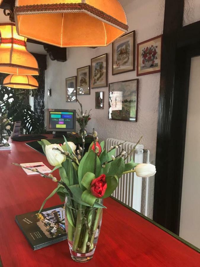 Hotel-Restaurant Johanniskreuz Trippstadt Bagian luar foto