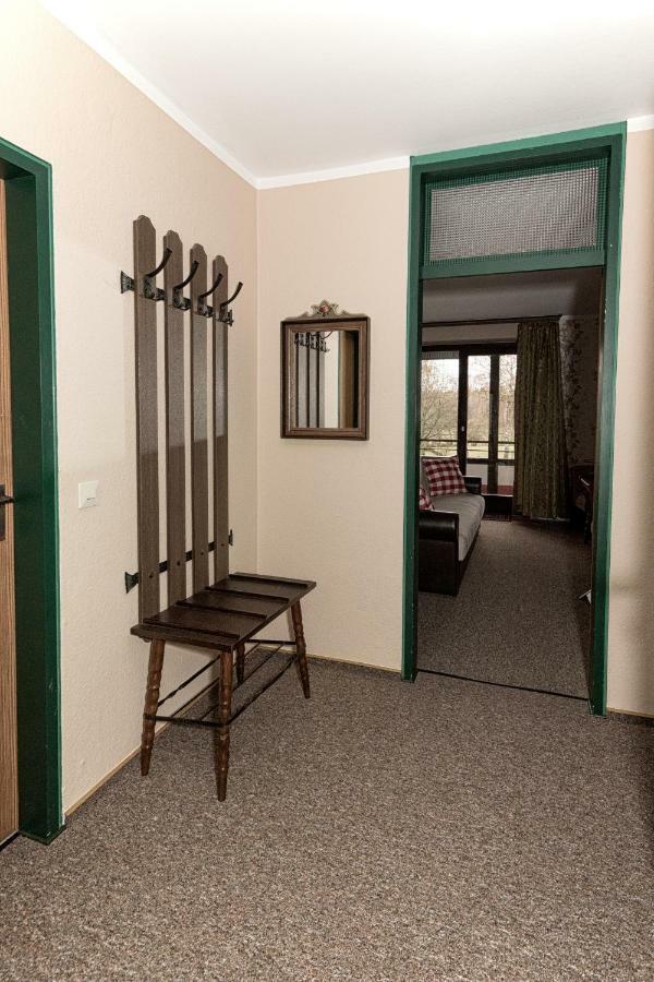 Hotel-Restaurant Johanniskreuz Trippstadt Bagian luar foto